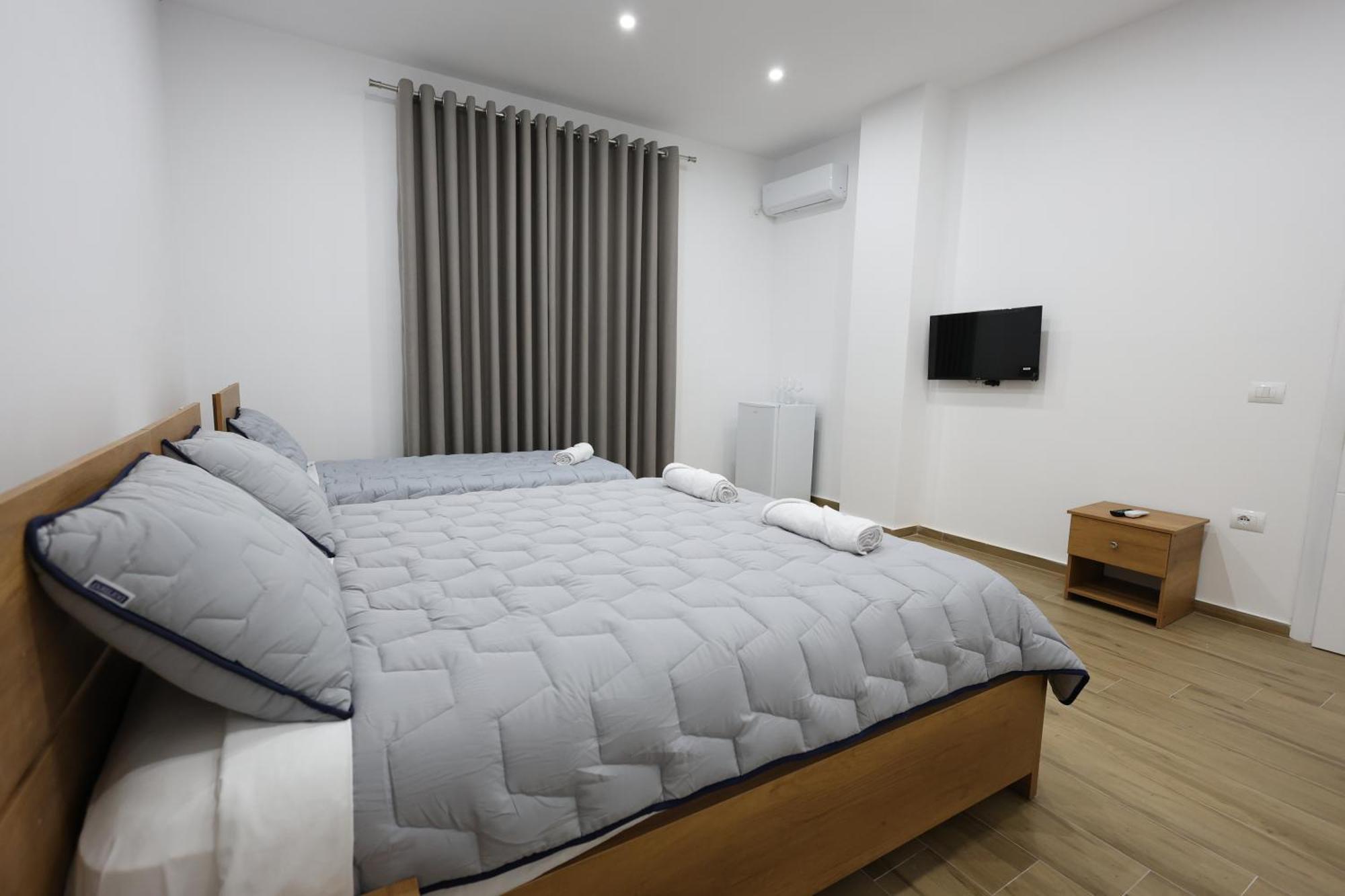 Guesthouse Aurel Berat Buitenkant foto