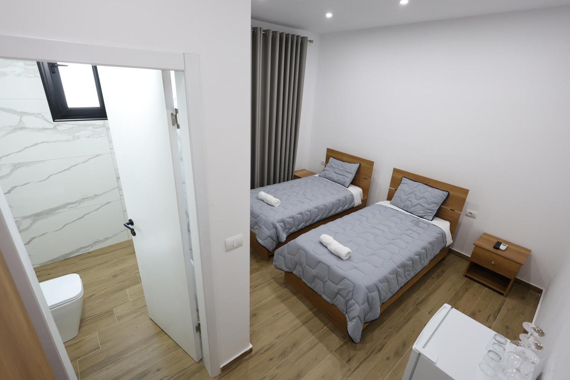 Guesthouse Aurel Berat Buitenkant foto